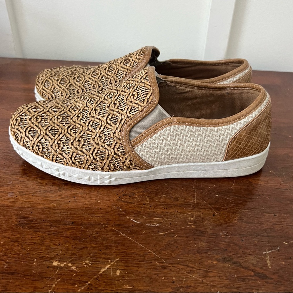 Muk Luks Women's Woven Slip-On Loafers size 8 - Picture 2 of 7